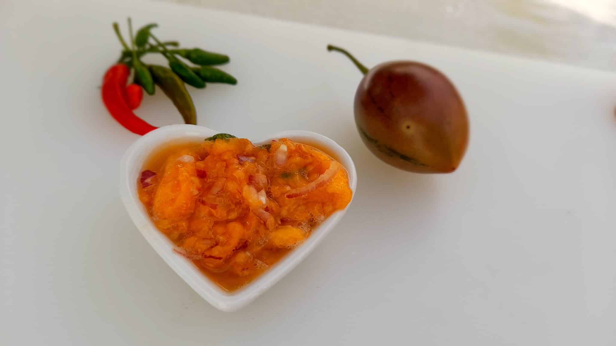 Recette rougail aux tomates arbustes.